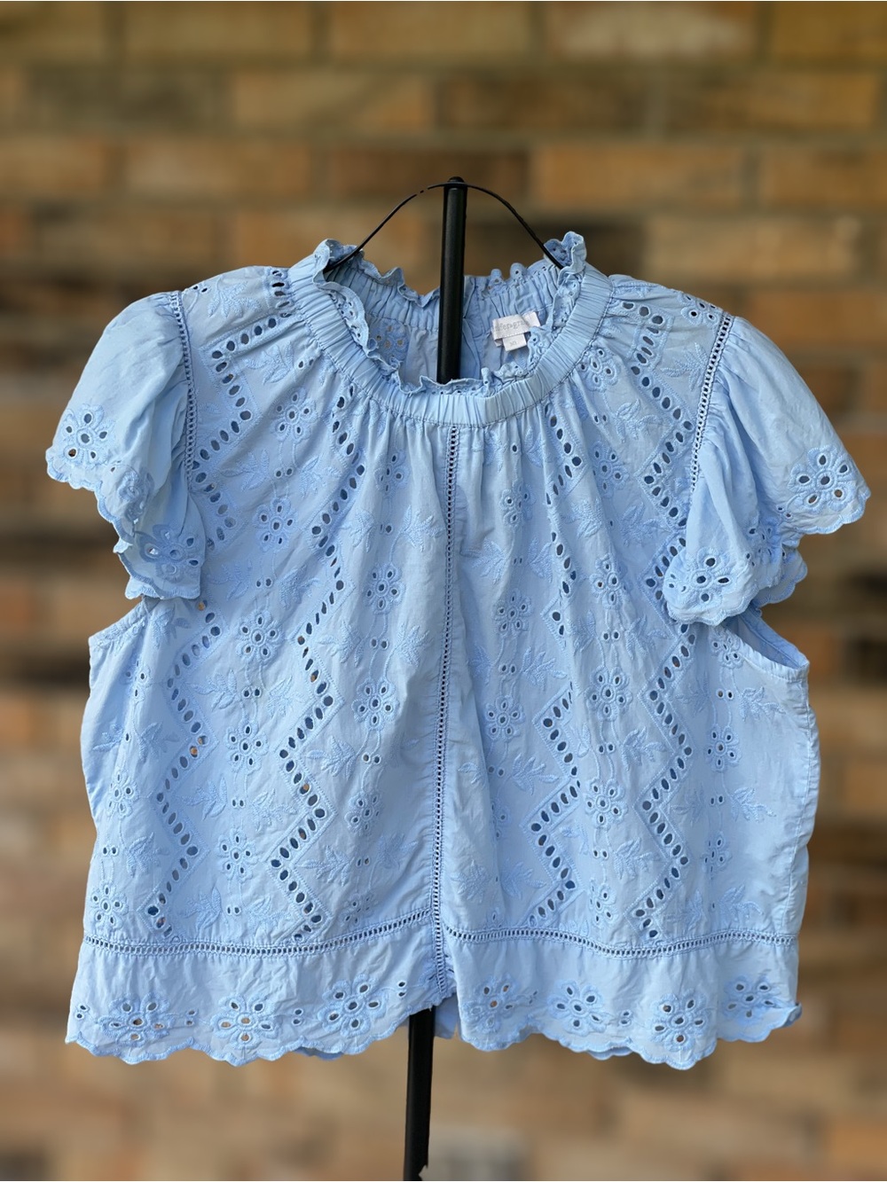 Jennifer & Grace XL Blue Eyelet Embroidered Ruffle Sleeve Blouse